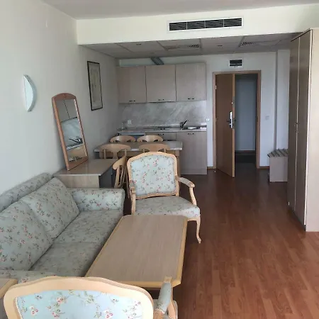 Private In Oasis Appartement